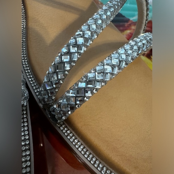 *New* STEVE MADDEN Spice Sparkling Slides - Picture 6 of 7
